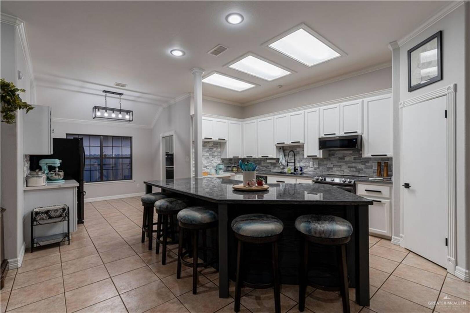 2909 W Iris Ave McAllen, TX 78501