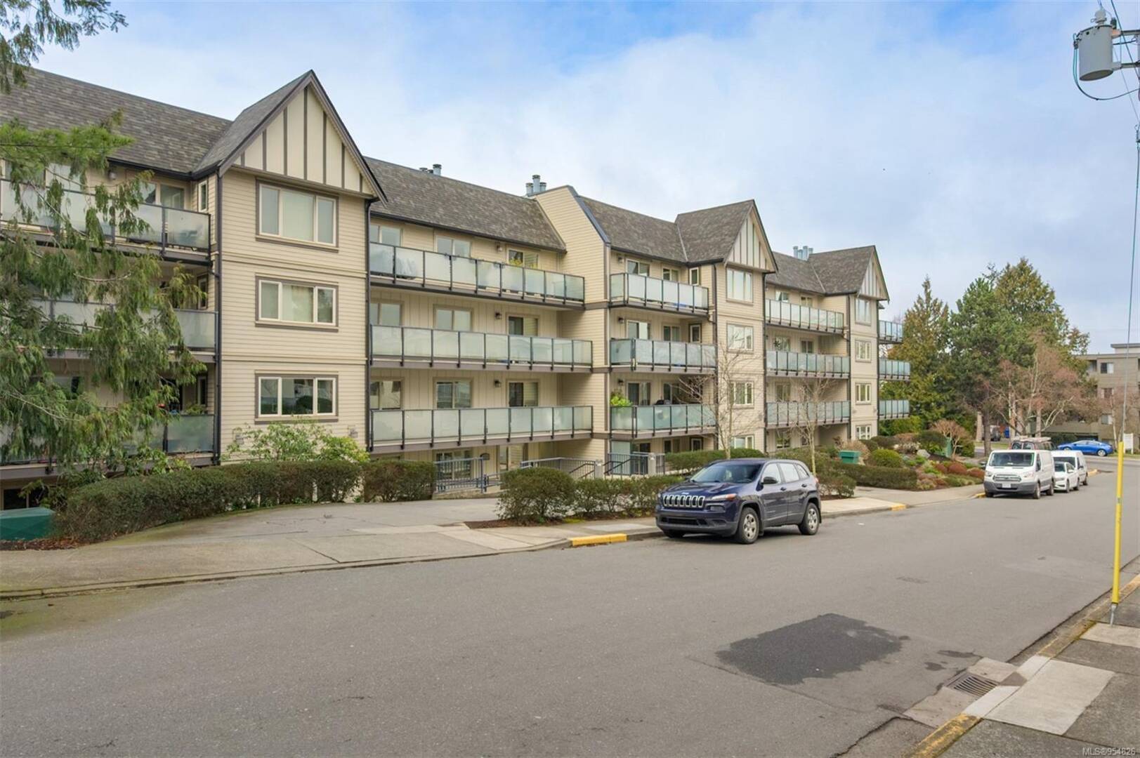 1436 Harrison St Unit 207 Victoria, BC V8S3S2