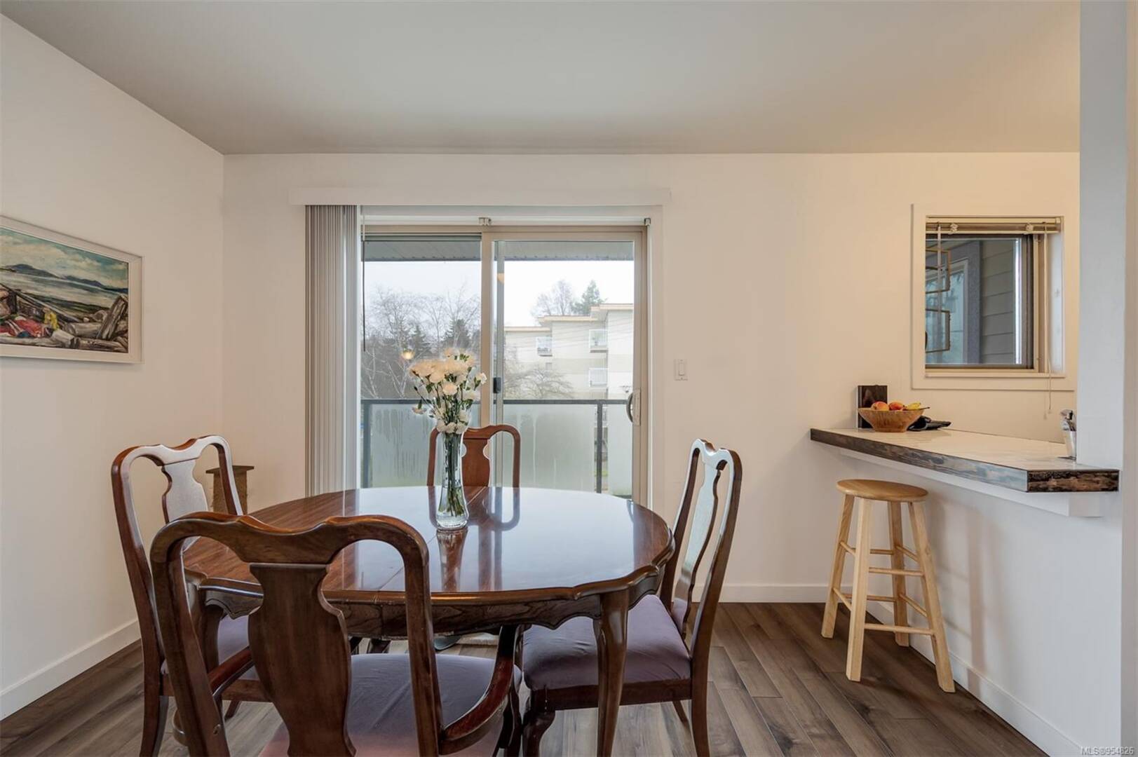 1436 Harrison St Unit 207 Victoria, BC V8S3S2