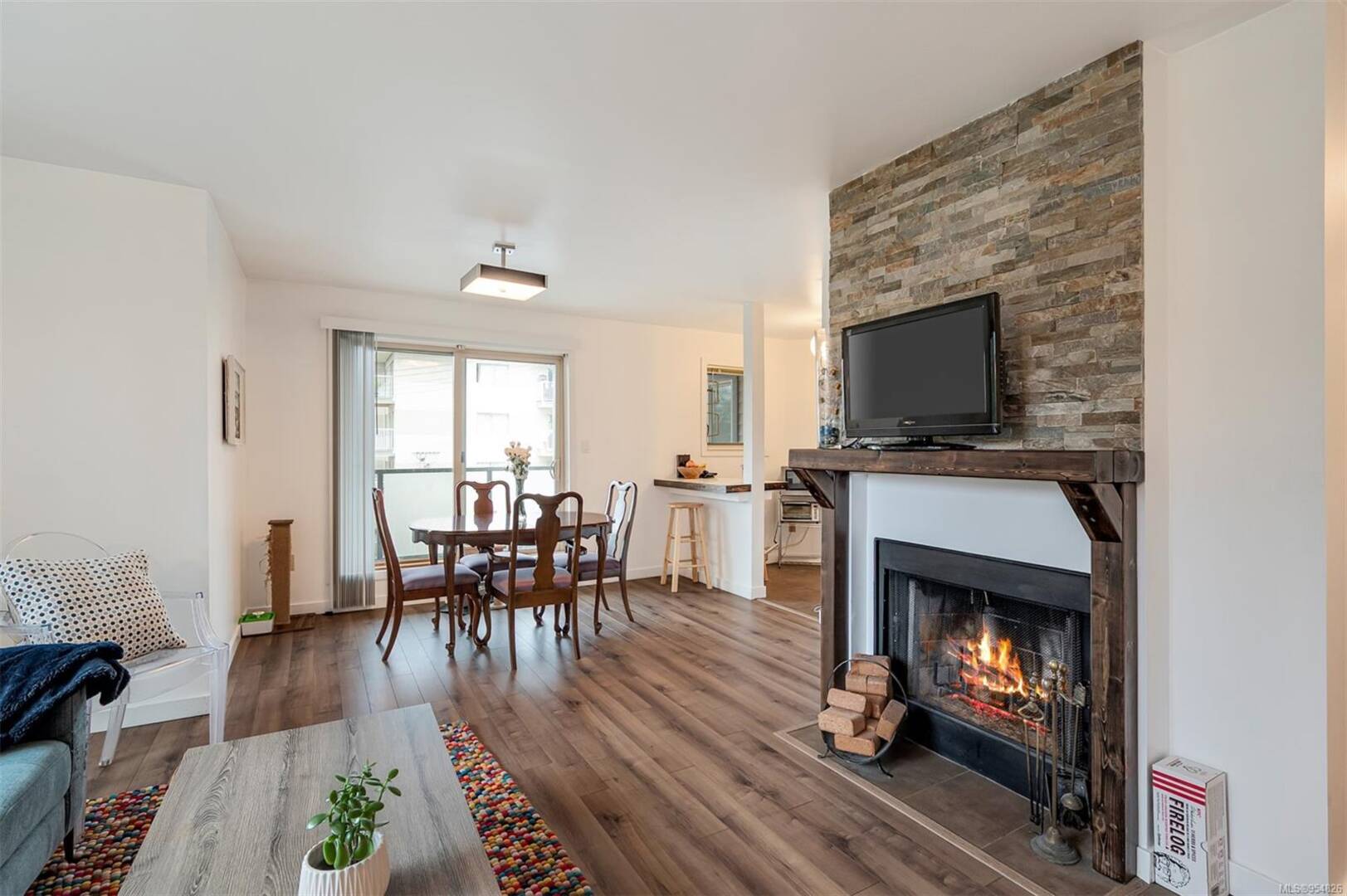 1436 Harrison St Unit 207 Victoria, BC V8S3S2