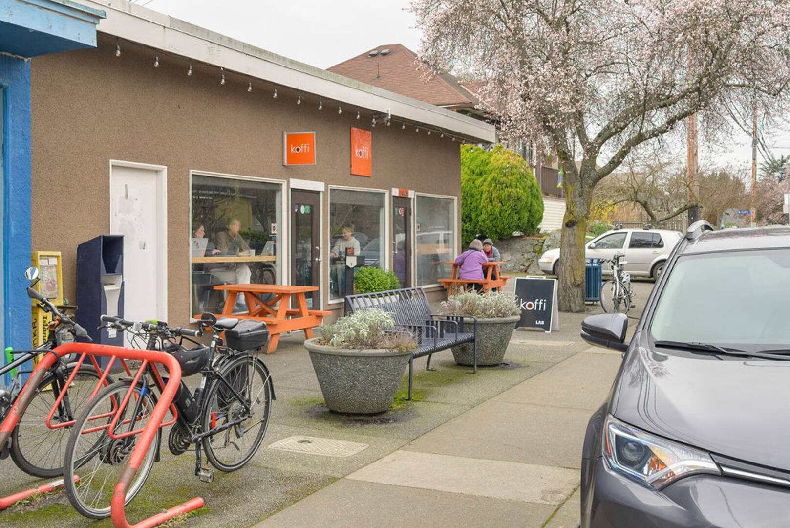 2620 Belmont Avenue Victoria , BC V8R4A2