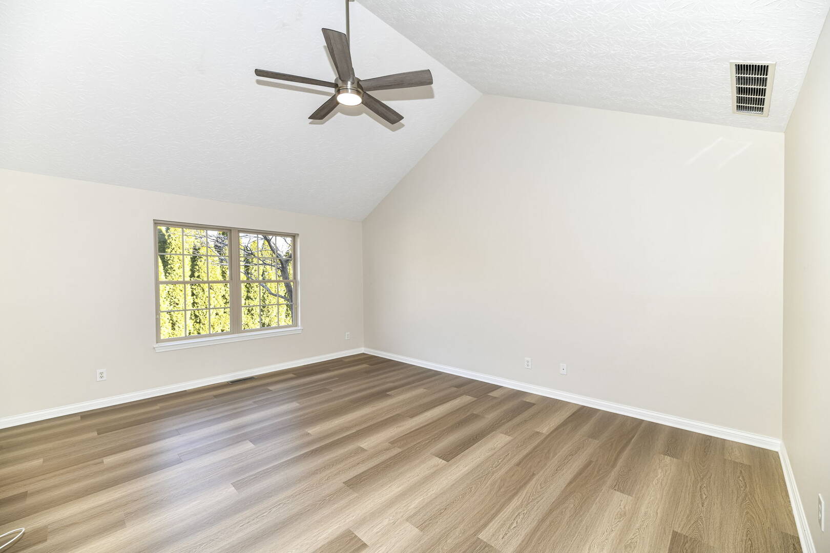 7375 Caldwell Ln. Avon, IN 46123
