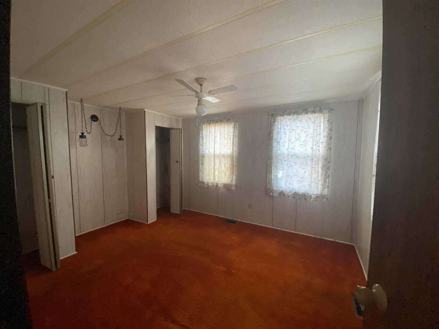 38 Earleton Ave Dartmouth, NS B2Y2A7