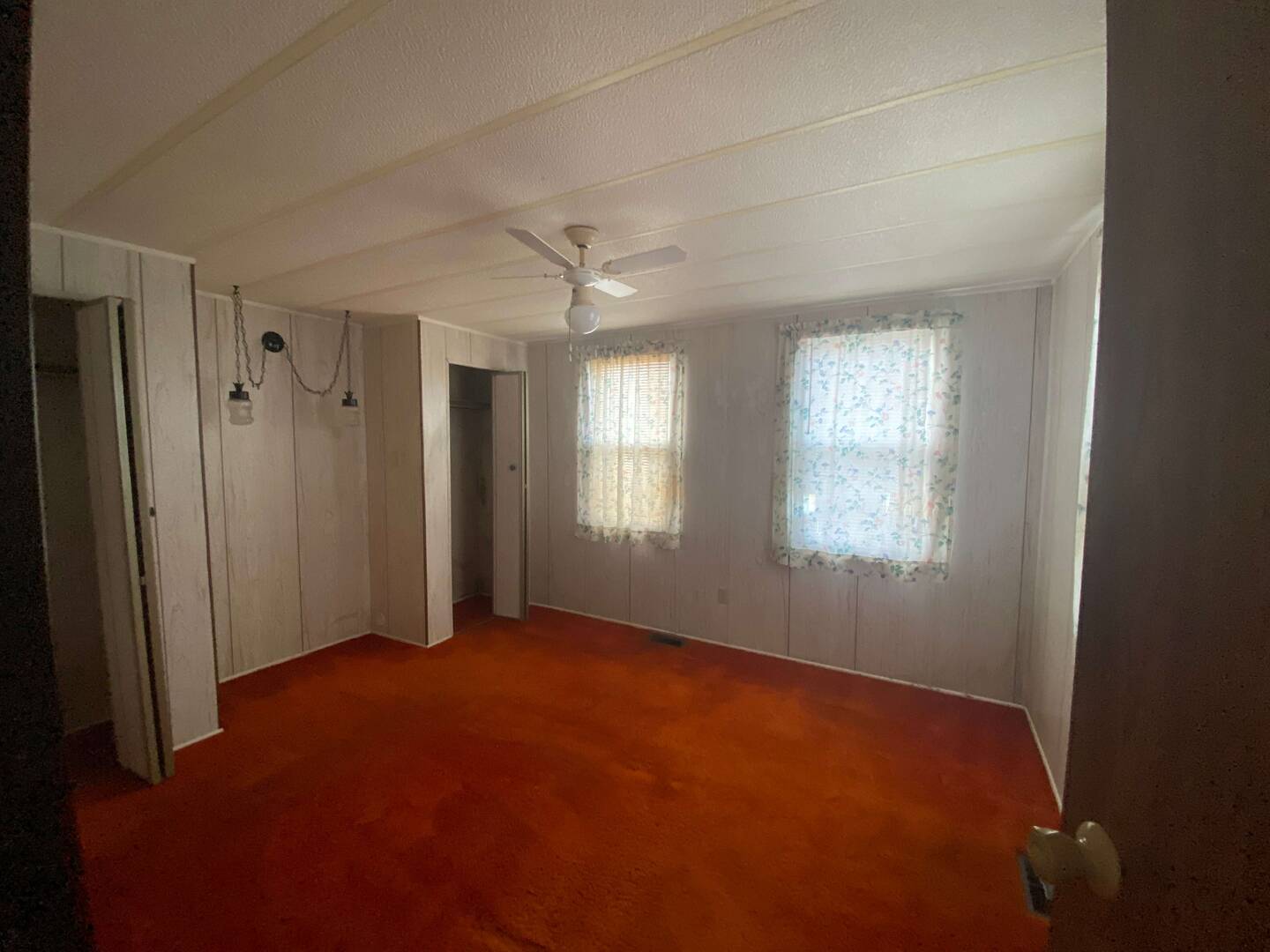 38 Earleton Ave Dartmouth, NS B2Y2A7