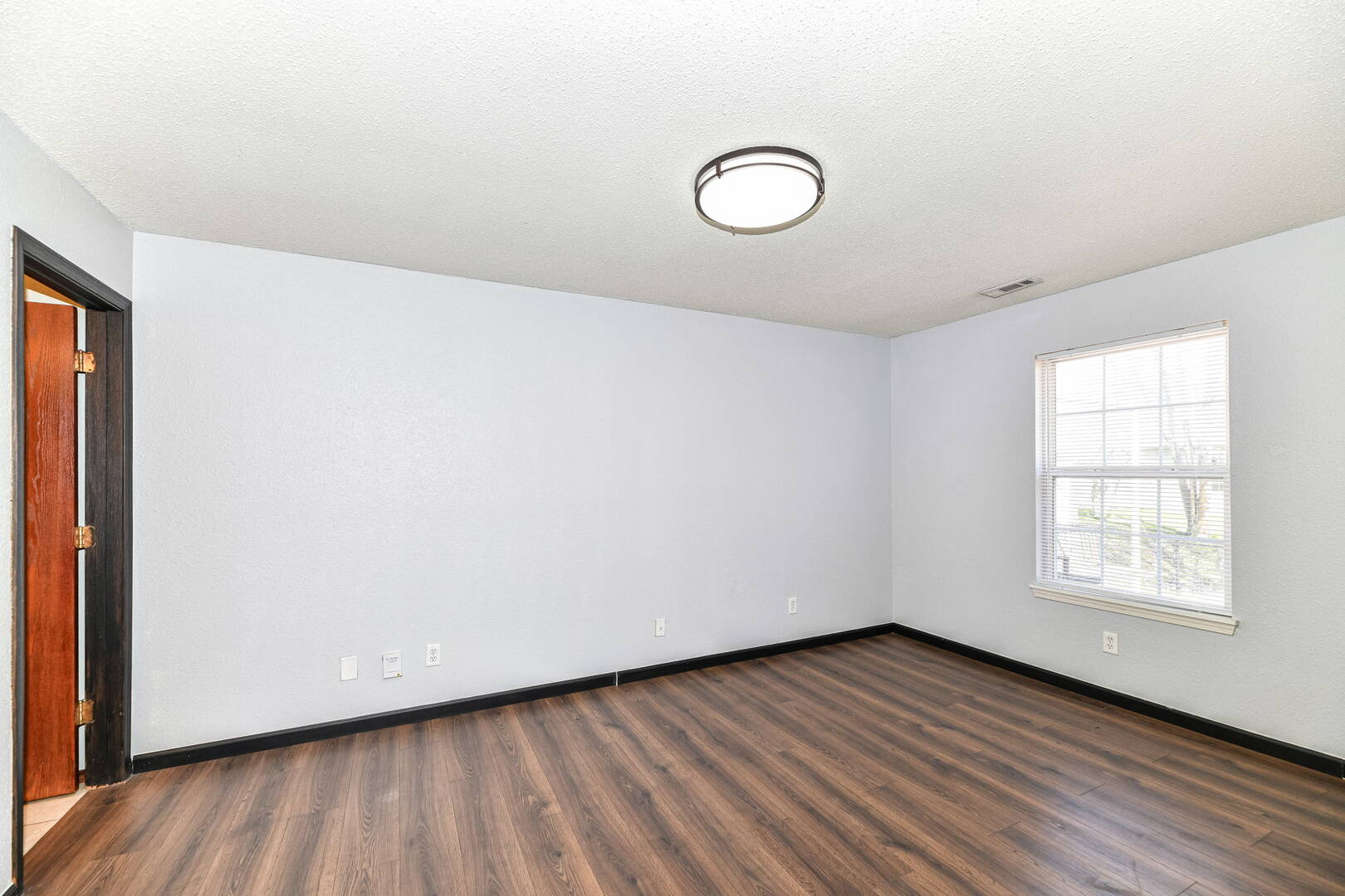 1505 Green Spring Way Greenwood, IN 46143