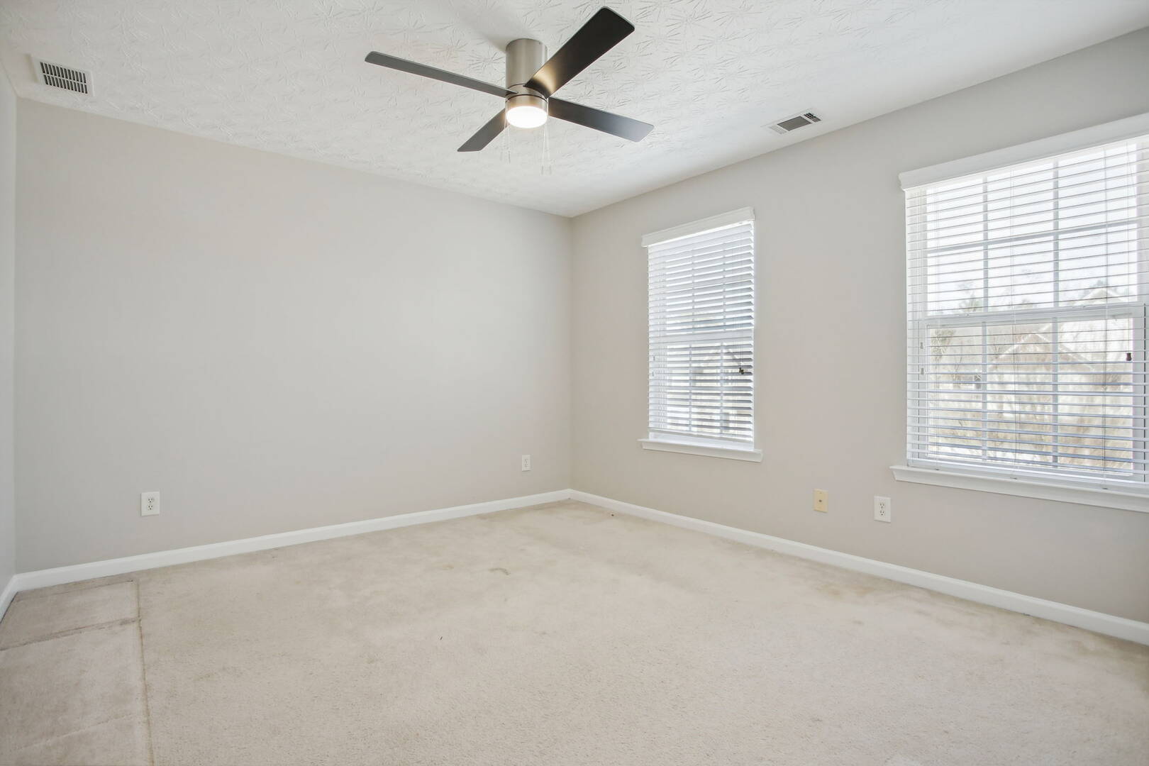 3882 Alexandra Oak Court Suwanee, GA 30024