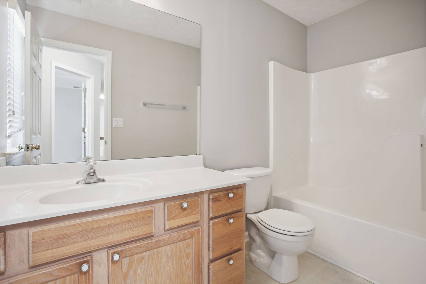 3882 Alexandra Oak Court Suwanee, GA 30024