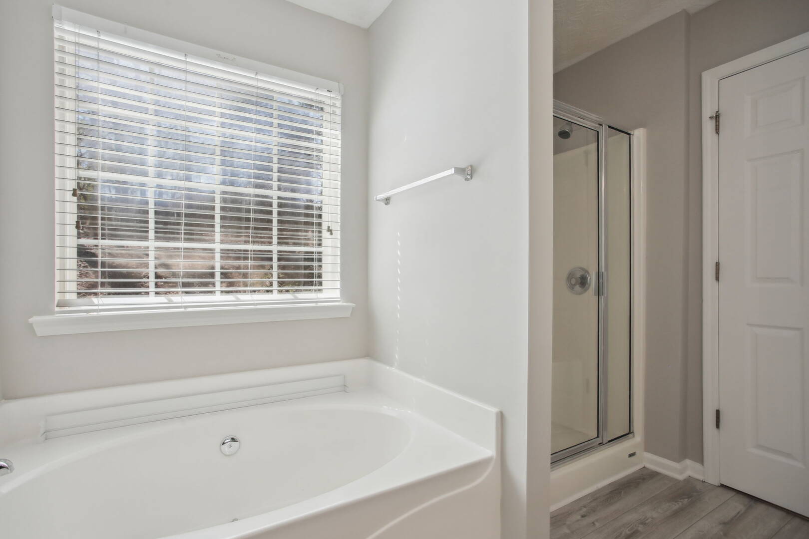 3882 Alexandra Oak Court Suwanee, GA 30024
