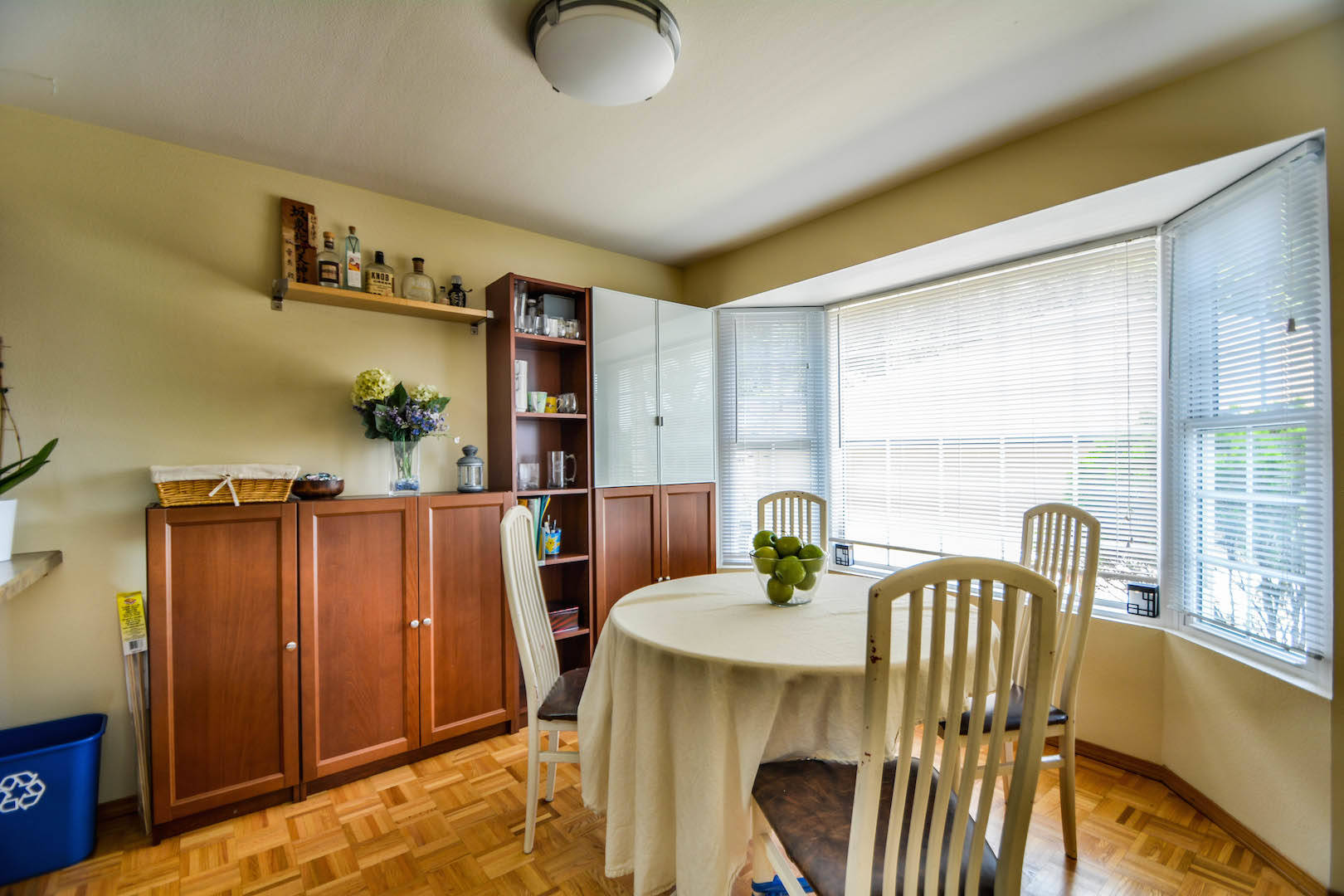 13725 NE 87th St Redmond, WA 98052