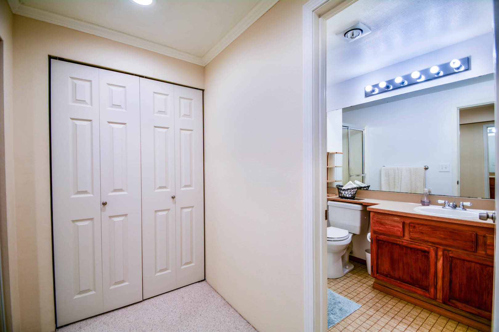 13725 NE 87th St Redmond, WA 98052