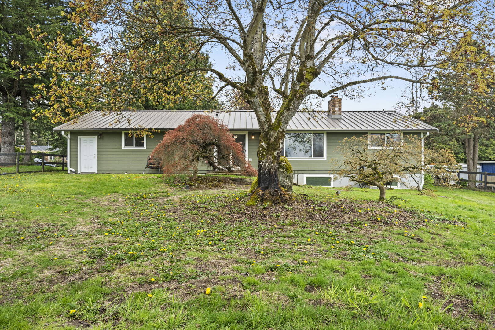 12407 16th St E Edgewood, WA 98372