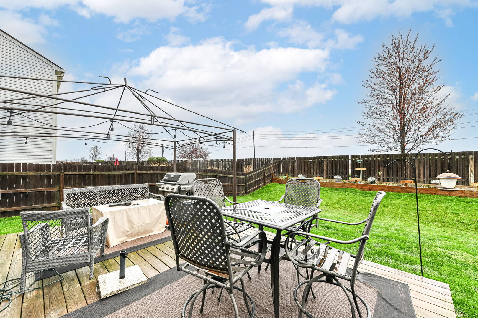 15028 Royal Grove Dr. Noblesville, IN 46060
