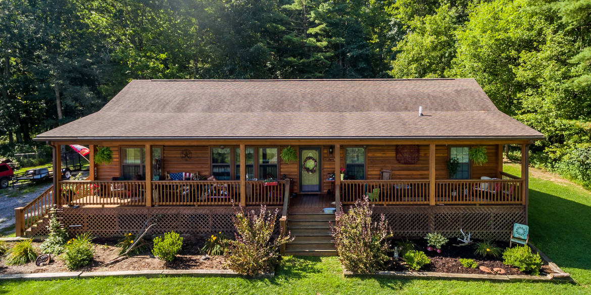 Brivity 1267 Powder Mill Road Ivanhoe, VA 24350