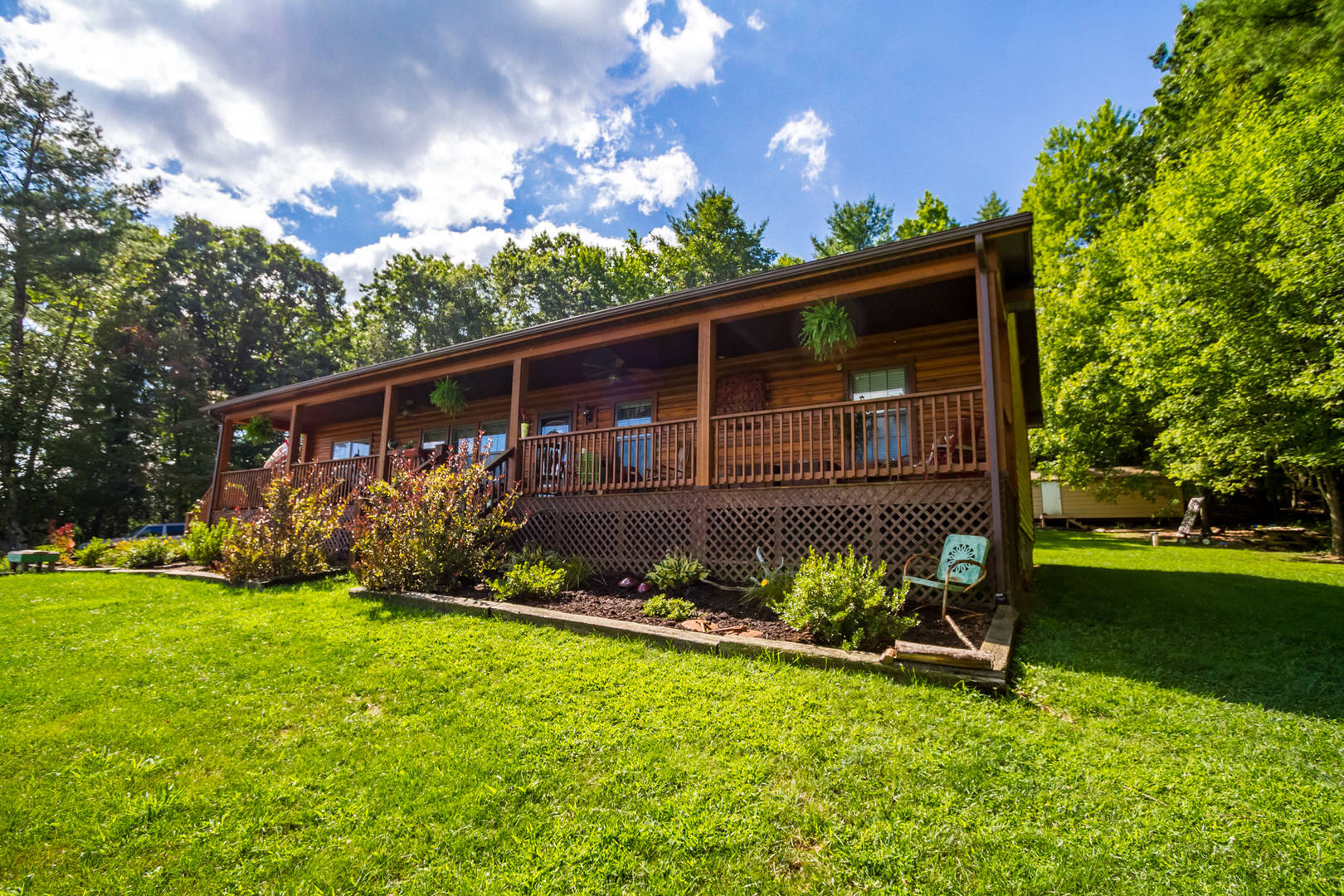 Brivity 1267 Powder Mill Road Ivanhoe, VA 24350 Virtual Tour