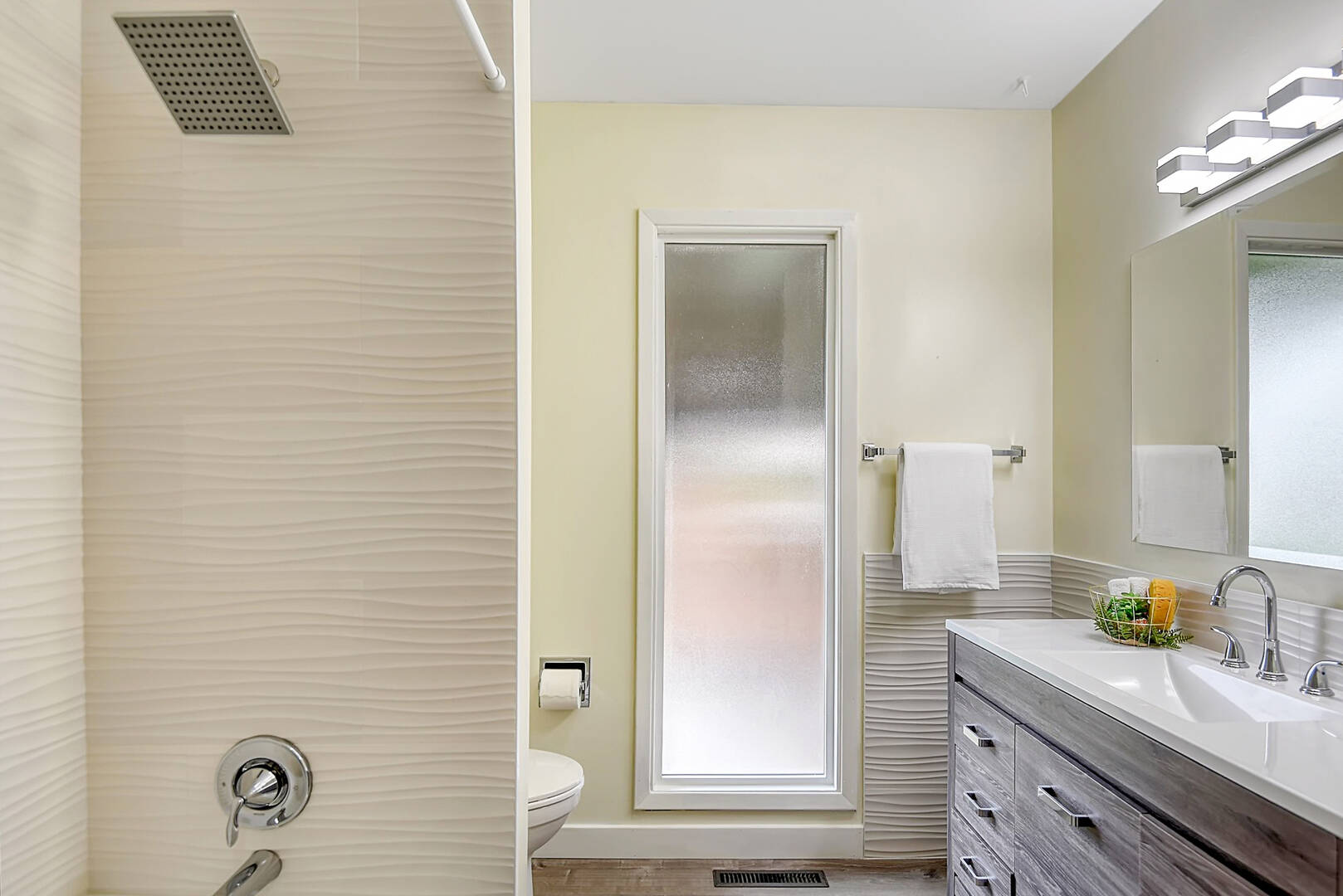 4512 N Maple St Spokane, WA 99205