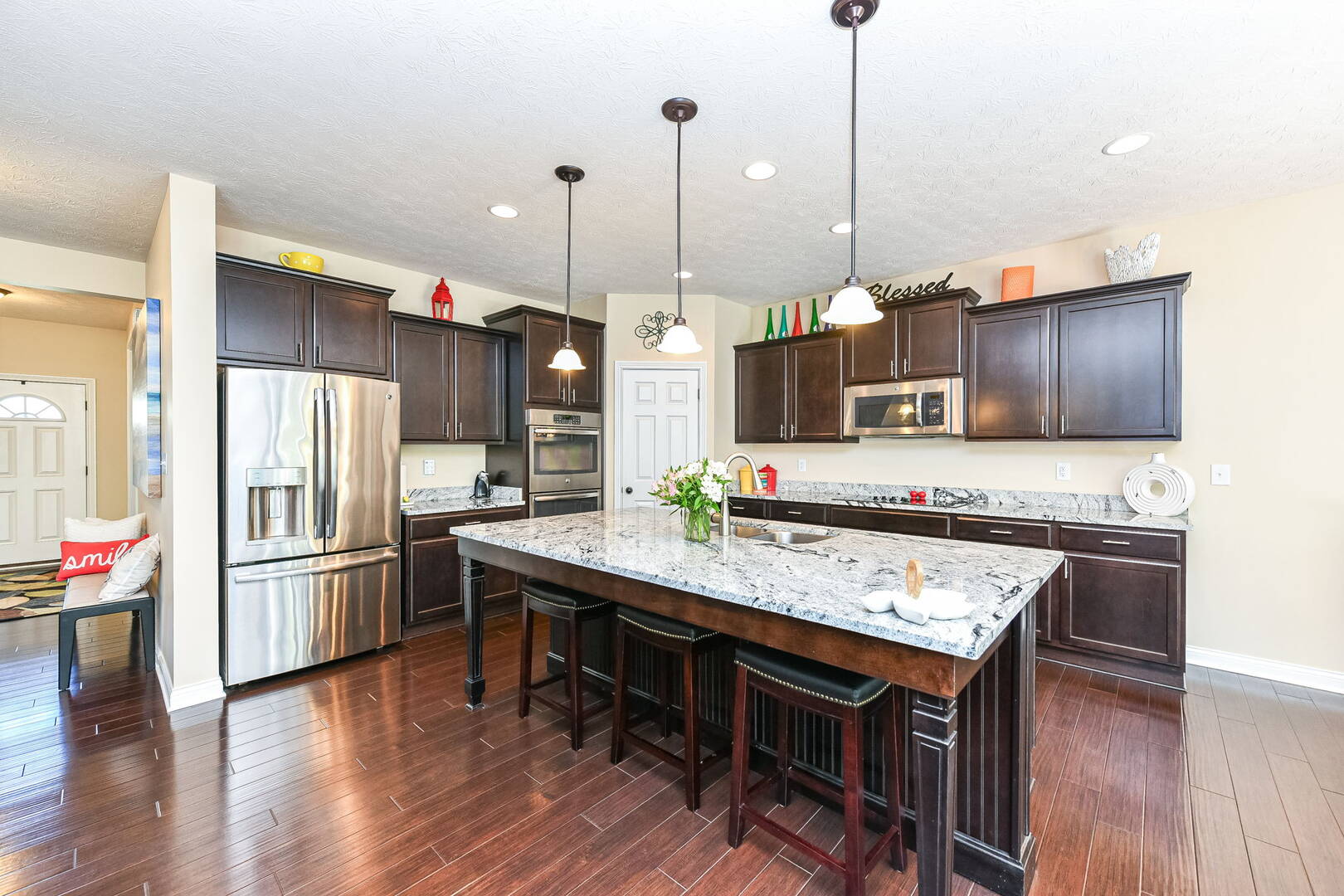 7215 Red Maple Dr. Zionsville, IN 46077