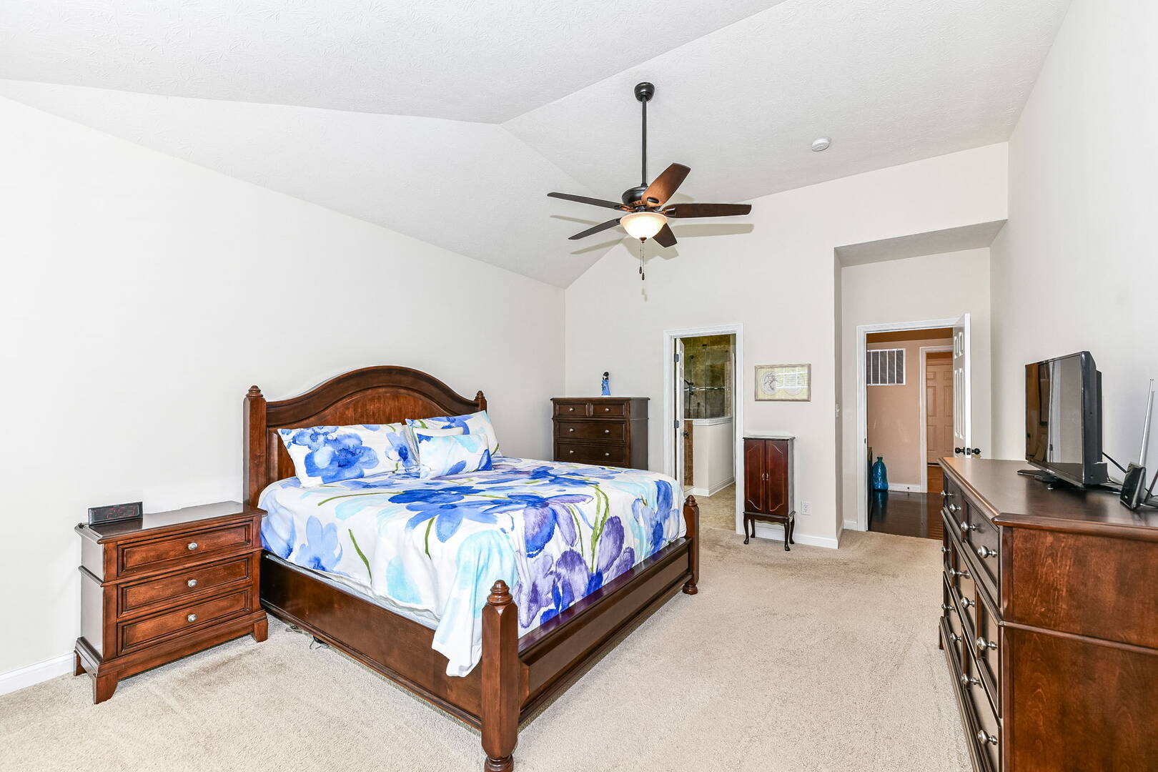 7215 Red Maple Dr. Zionsville, IN 46077