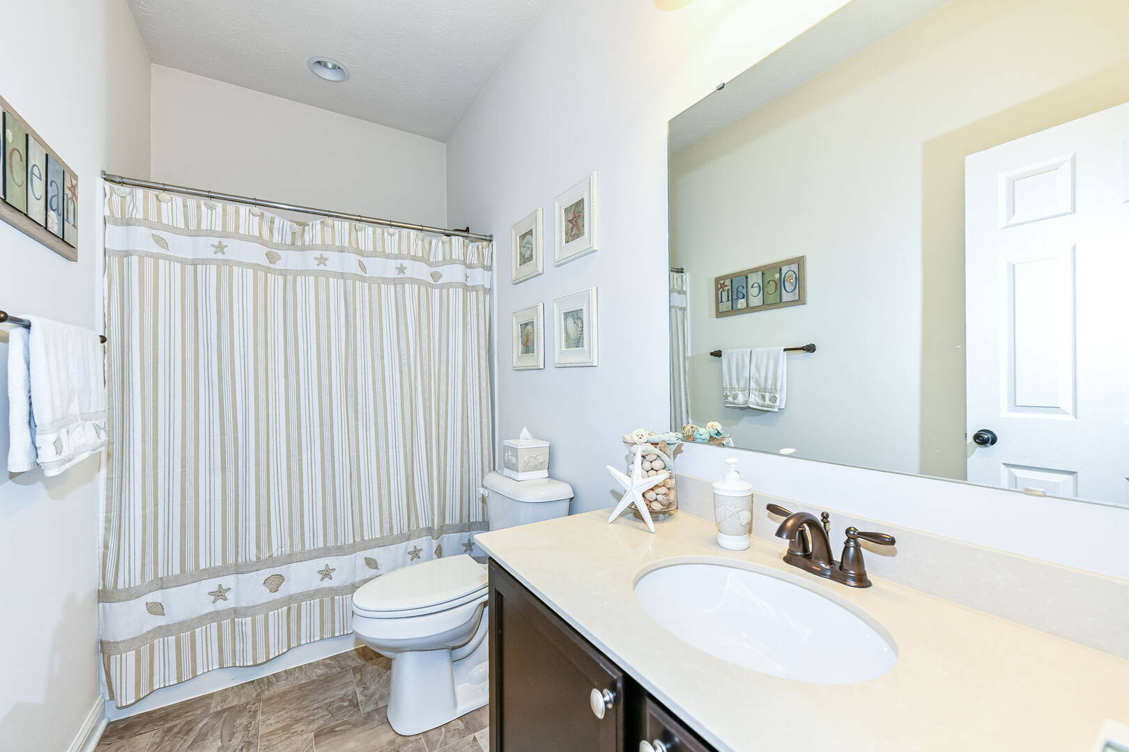 7215 Red Maple Dr. Zionsville, IN 46077