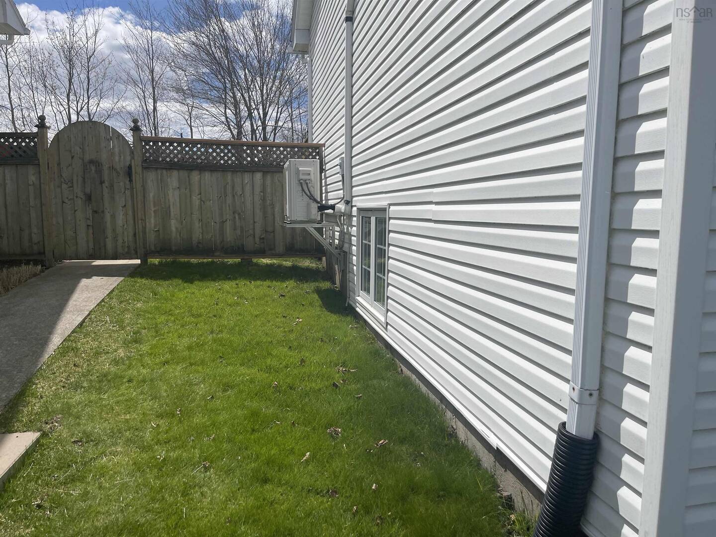 174 Hirandale Crescent Westphal, NS B2W6H3