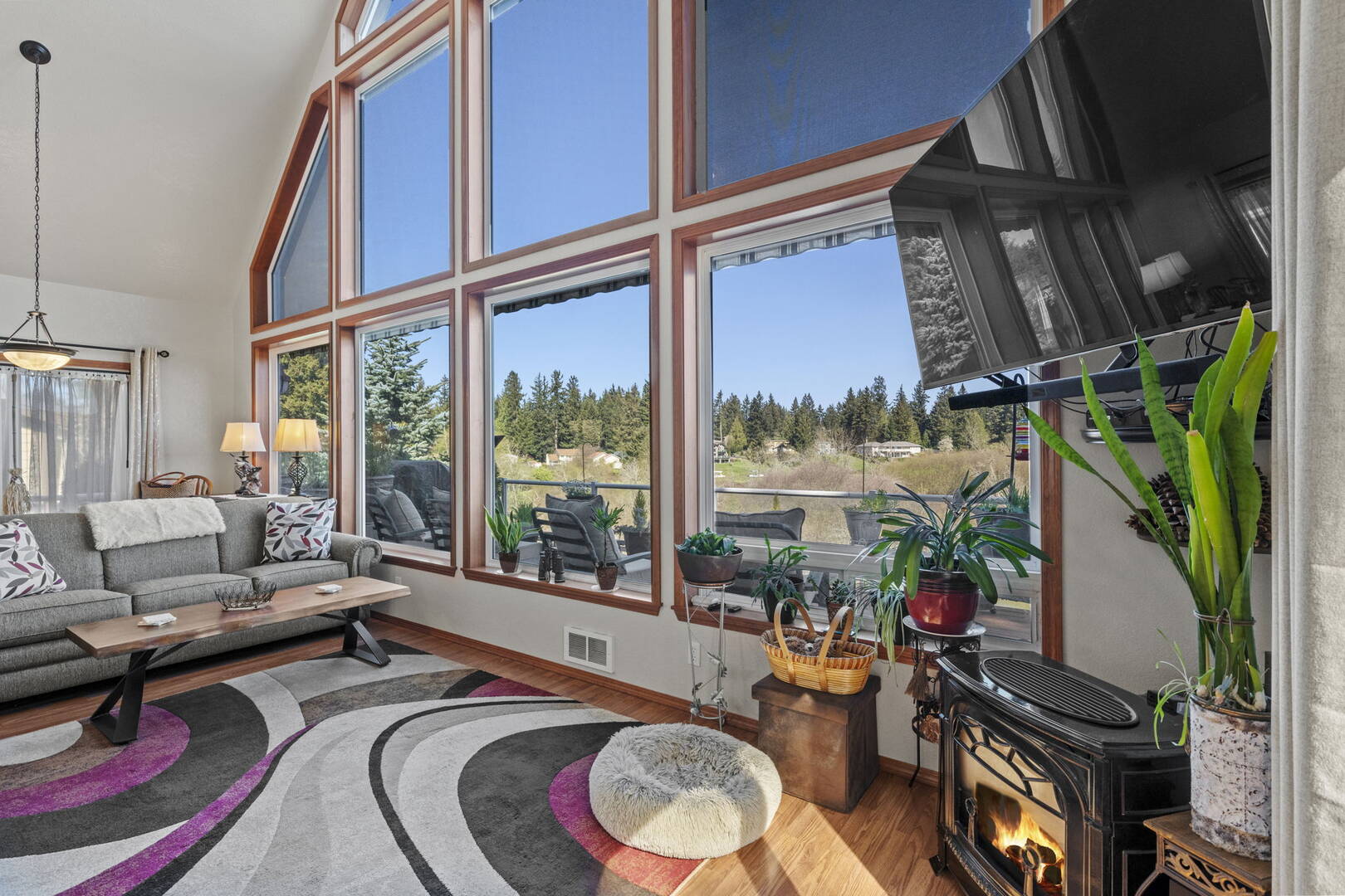 17220 Lake Point Dr SE Yelm, WA 98597