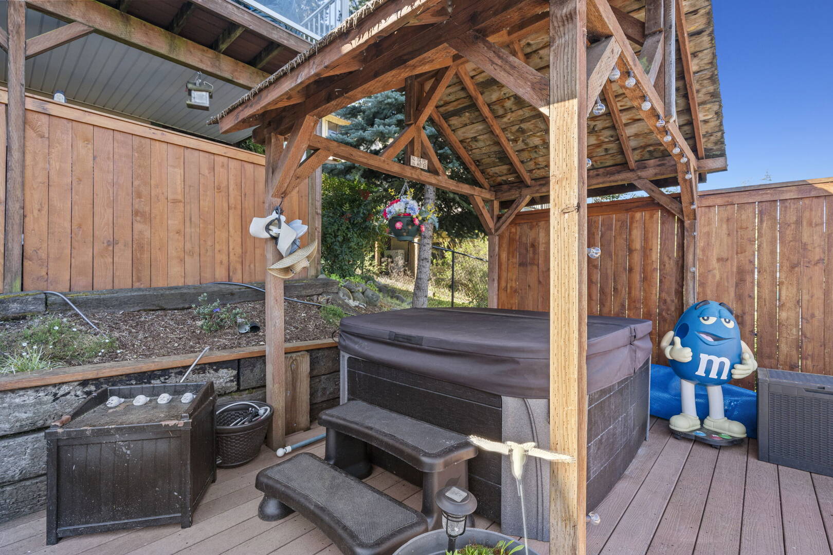 17220 Lake Point Dr SE Yelm, WA 98597