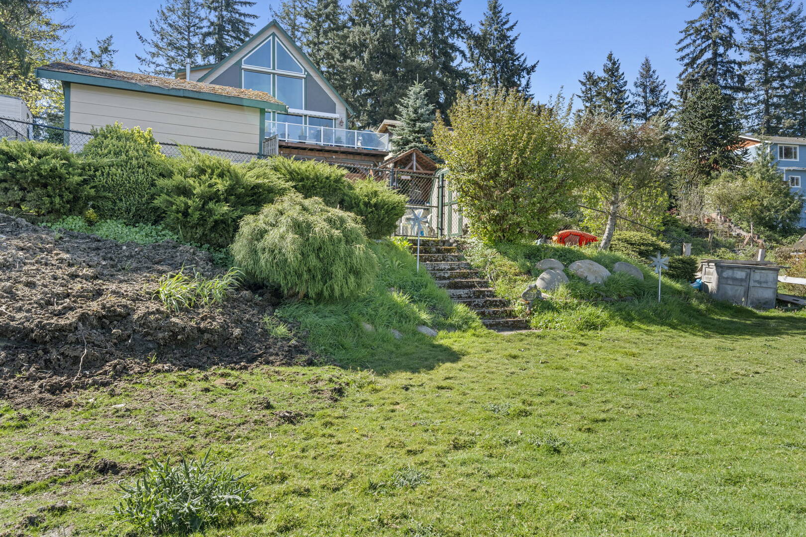 17220 Lake Point Dr SE Yelm, WA 98597