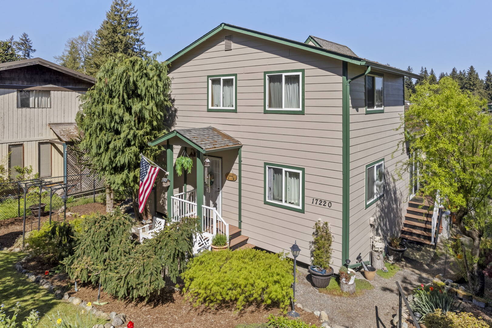 17220 Lake Point Dr SE Yelm, WA 98597