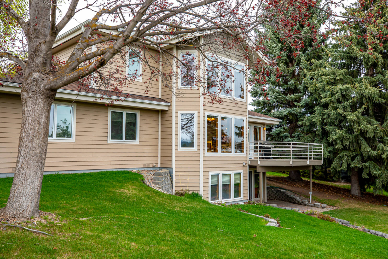 280 Summit Ridge Dr Kalispell, MT 59901