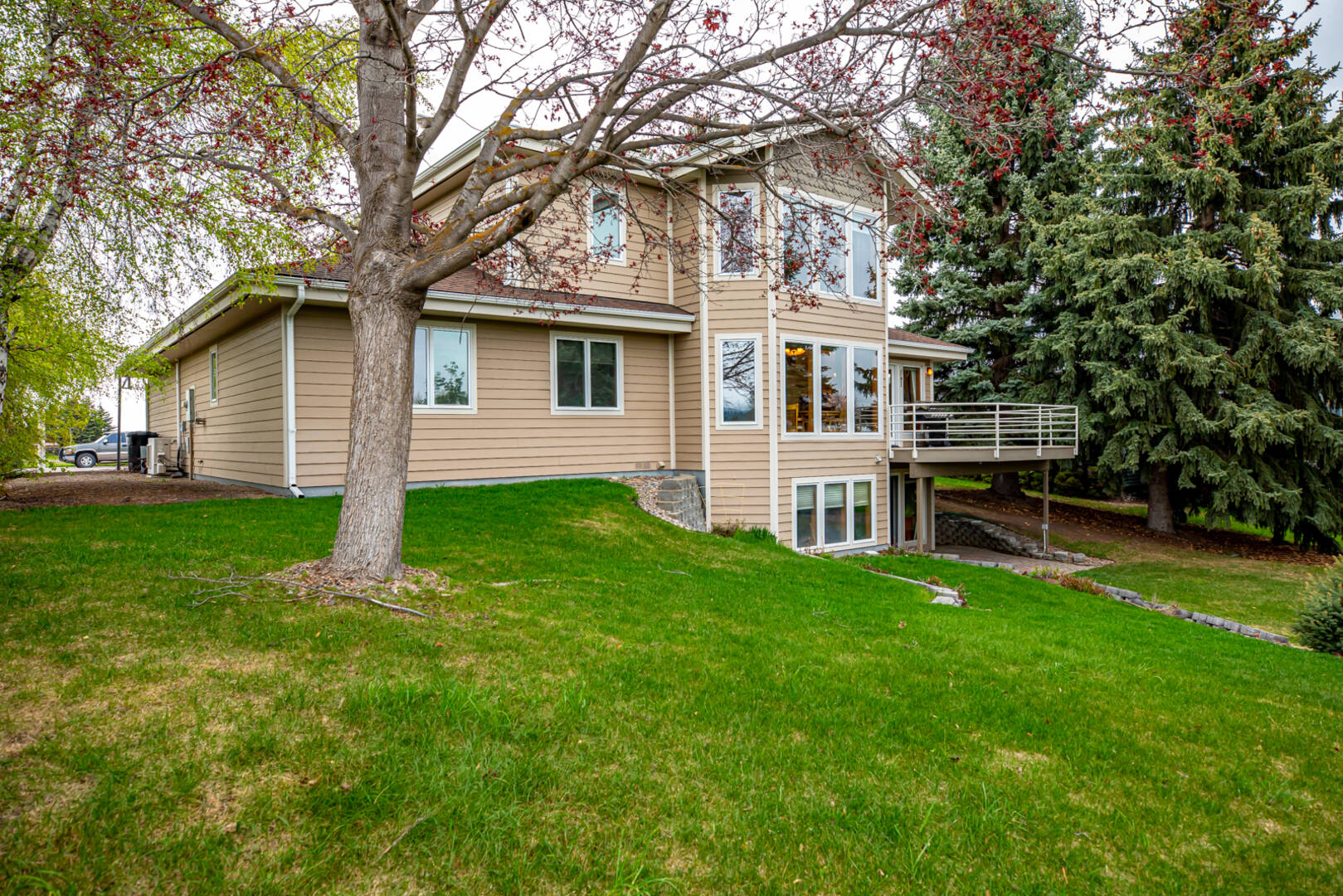 280 Summit Ridge Dr Kalispell, MT 59901