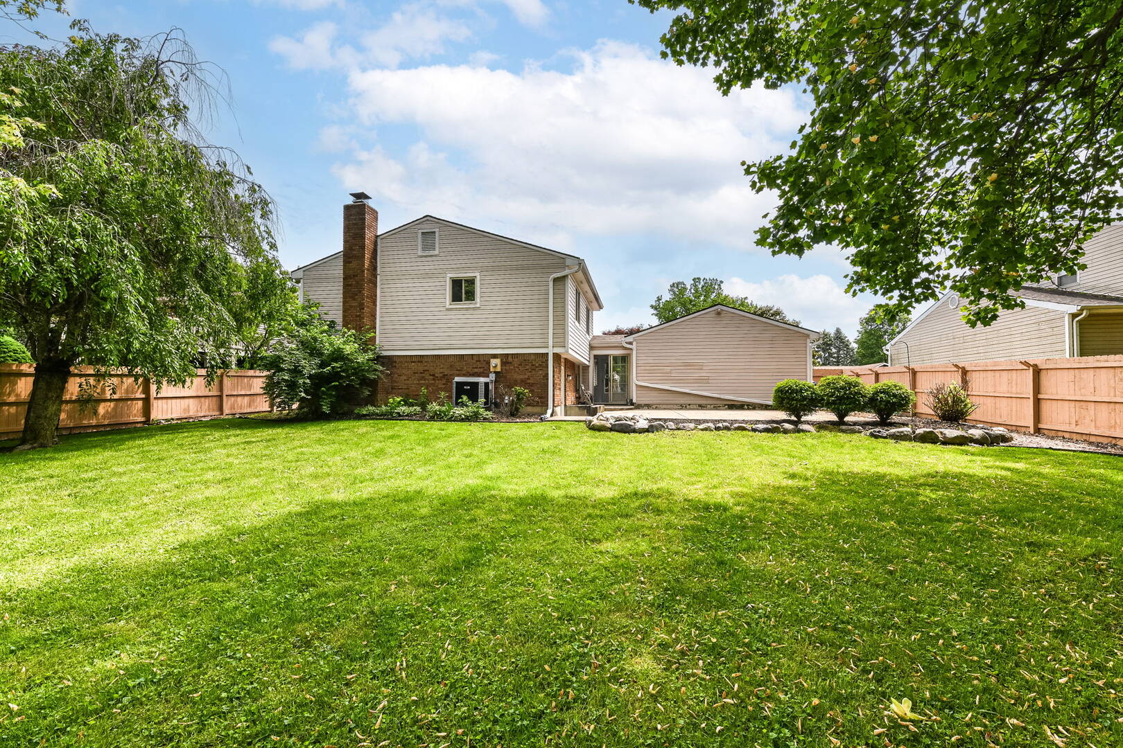 11505 Hartford Ln. Fishers, IN 46038