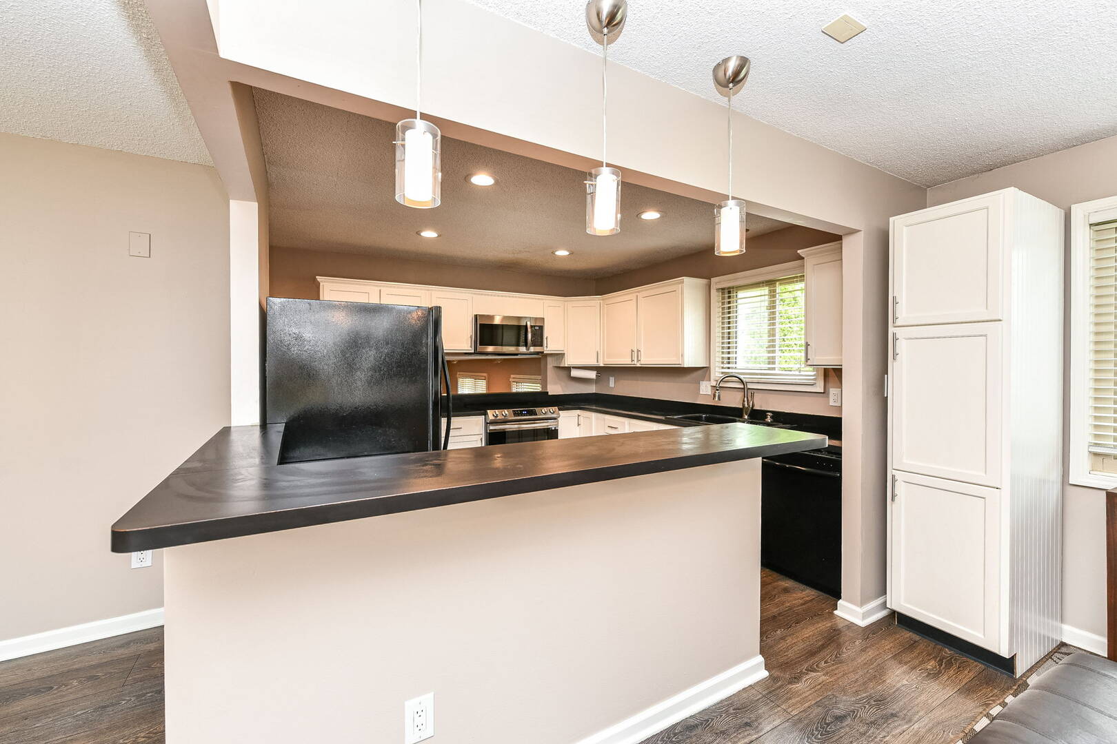 11505 Hartford Ln. Fishers, IN 46038