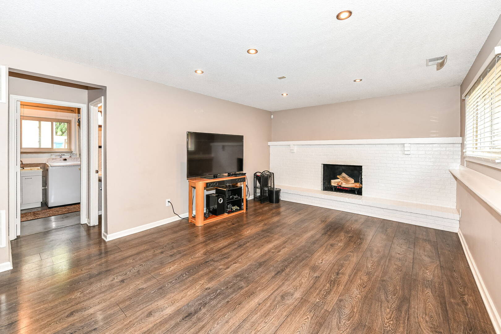 11505 Hartford Ln. Fishers, IN 46038