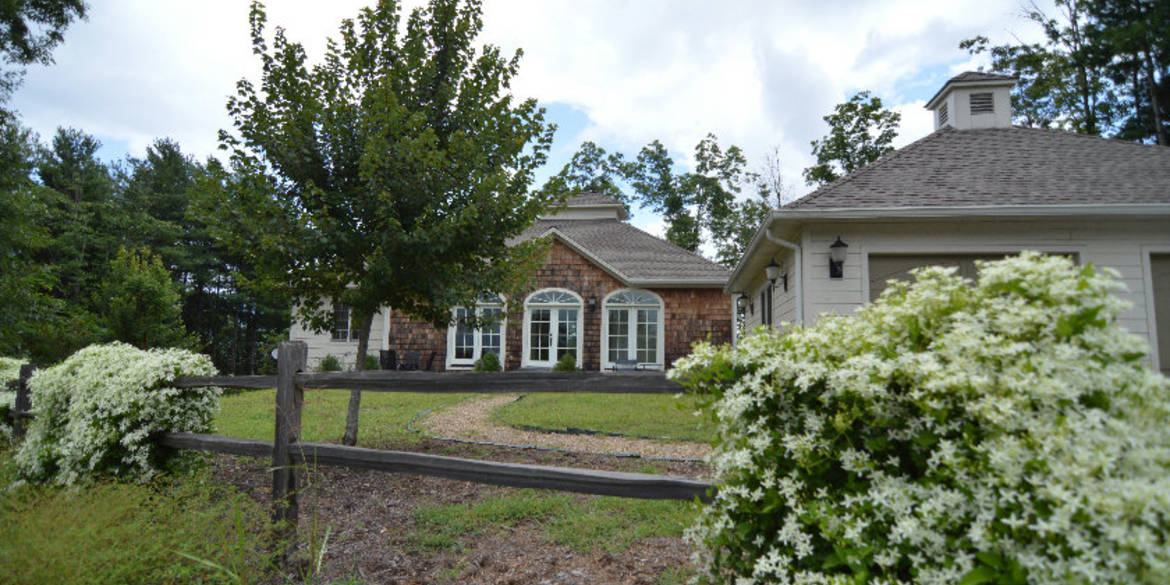 Brivity 229 Shiloh Overlook Hayesville, NC 28904