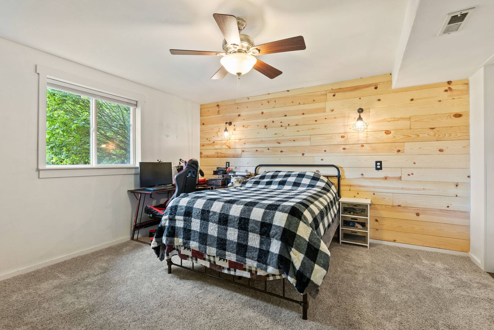 1215 S Bannen Rd Veradale, WA 99037