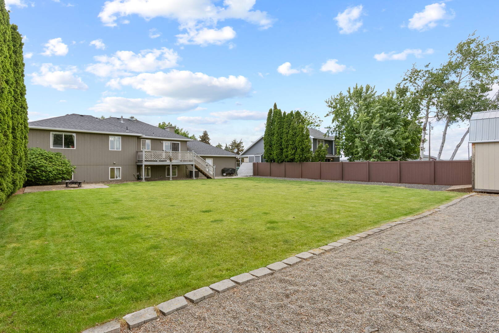1215 S Bannen Rd Veradale, WA 99037