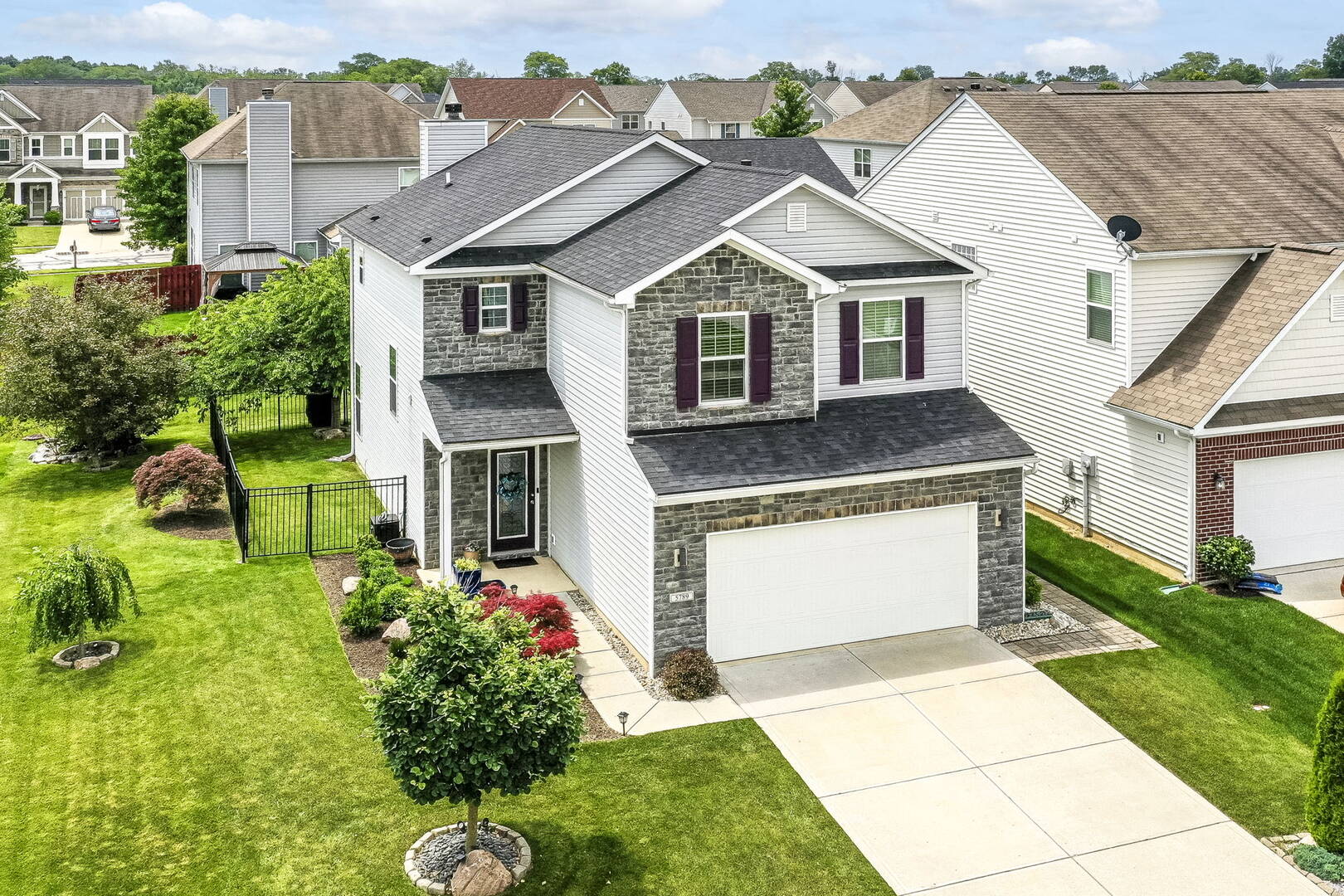 5789 Bluff View Ln. Whitestown, IN 46075