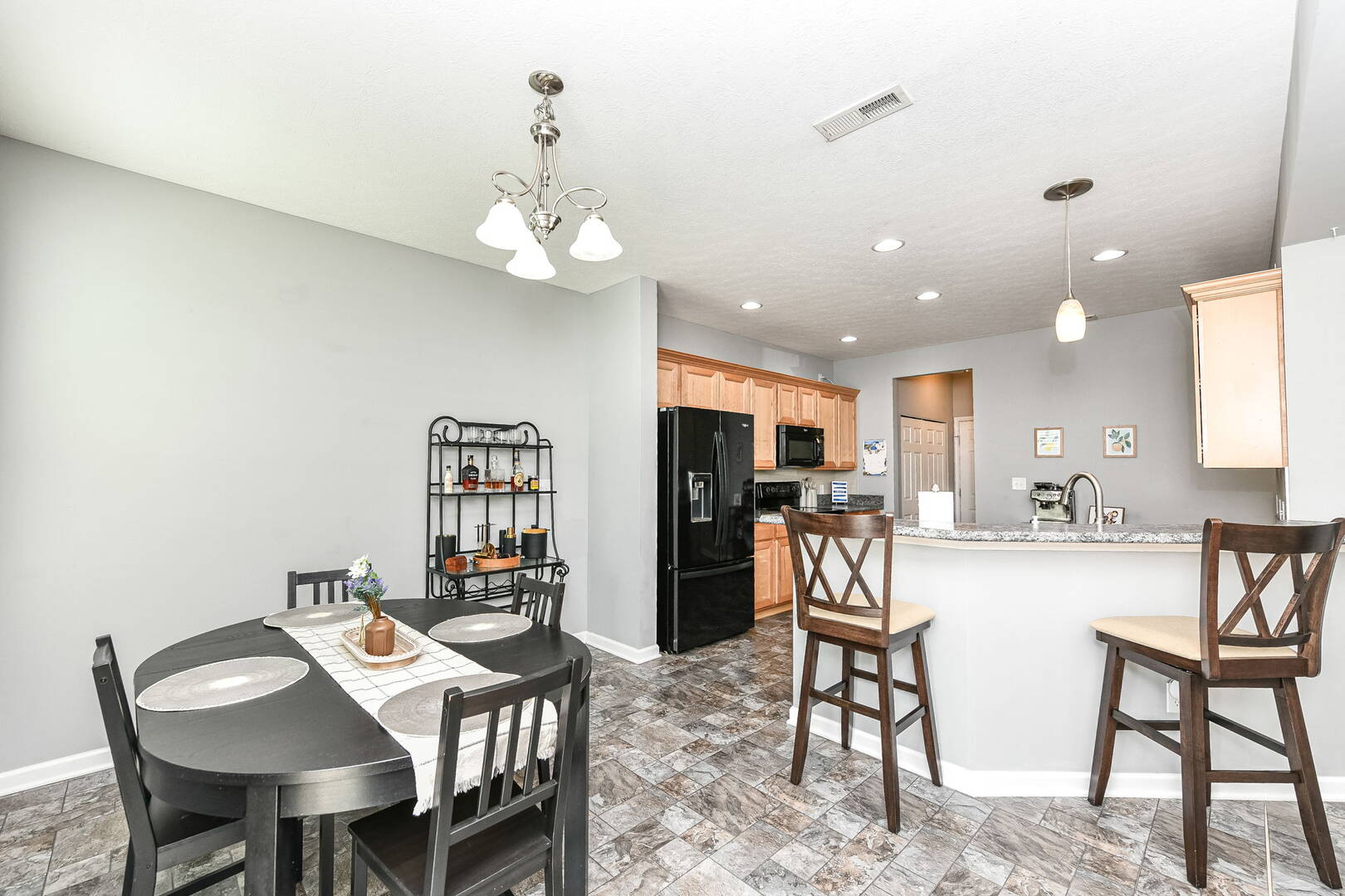 5789 Bluff View Ln. Whitestown, IN 46075