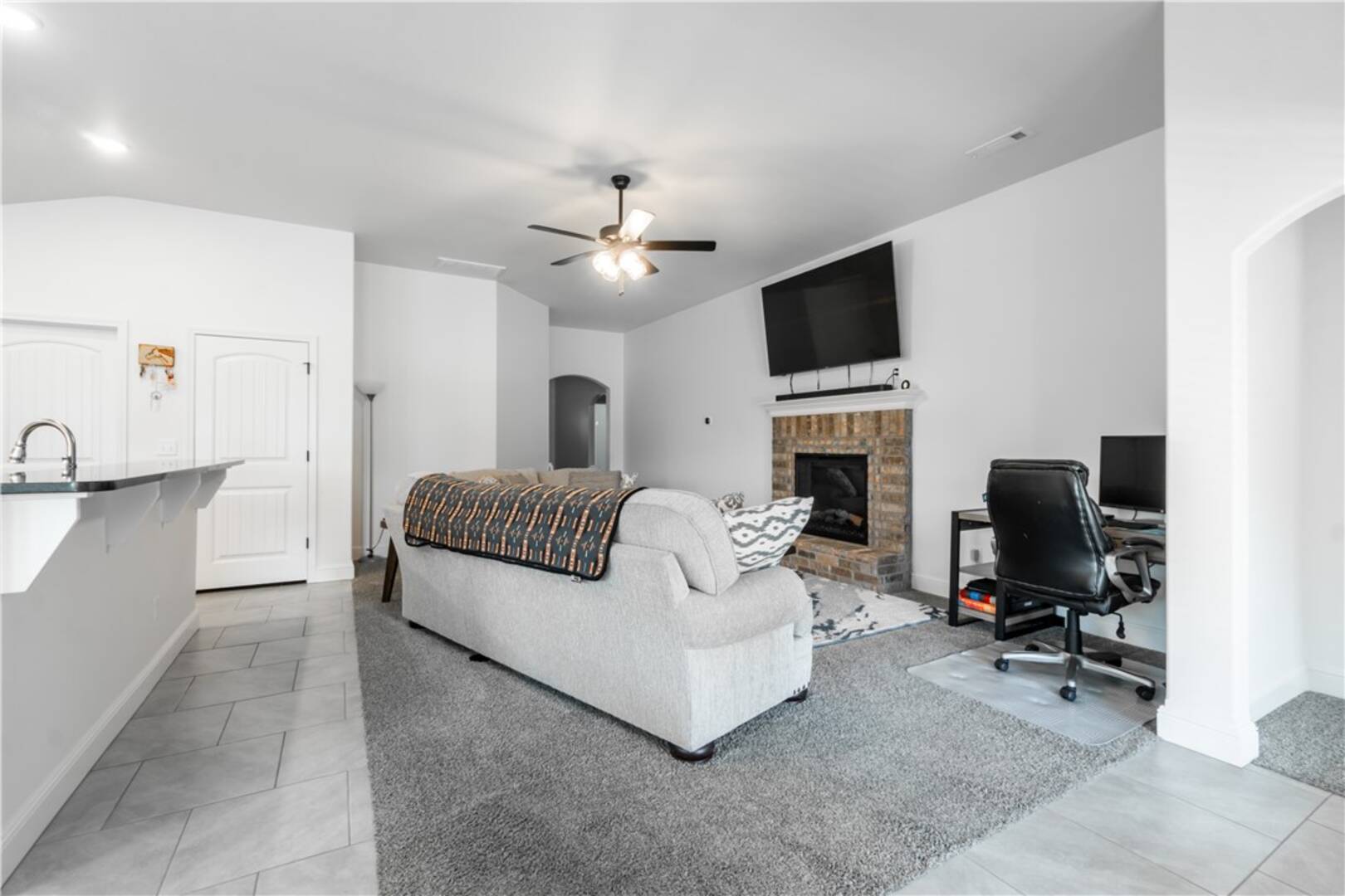 6107 NW Silas St Bentonville, AR 72713