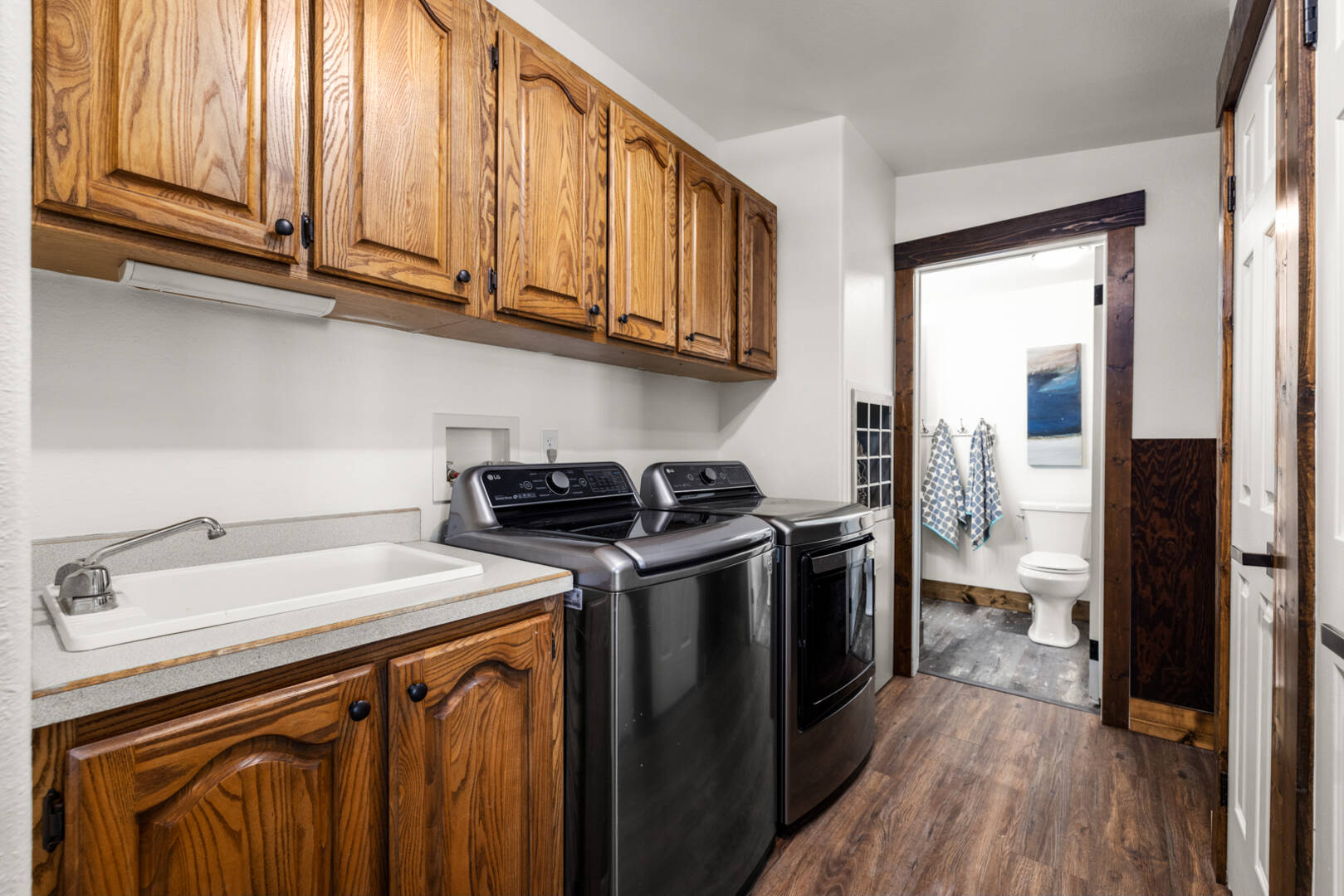 65659 Hwy 37 Eureka, MT 59917