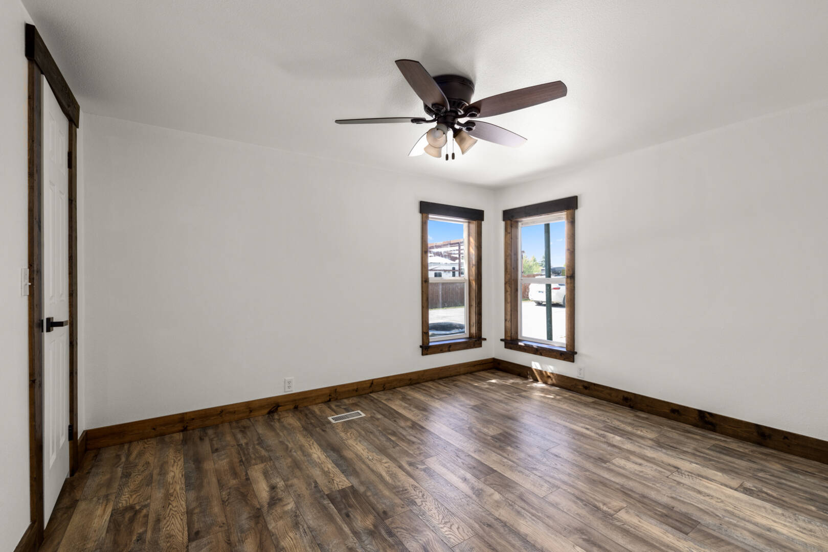 65659 Hwy 37 Eureka, MT 59917