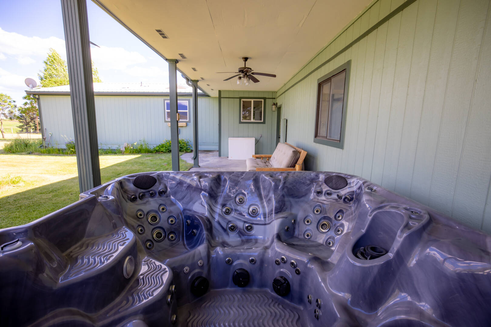 65659 Hwy 37 Eureka, MT 59917