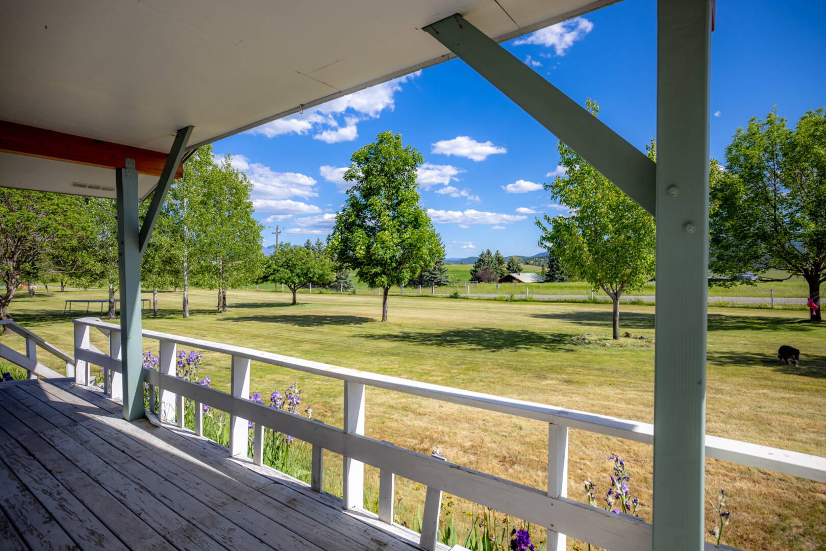 65659 Hwy 37 Eureka, MT 59917