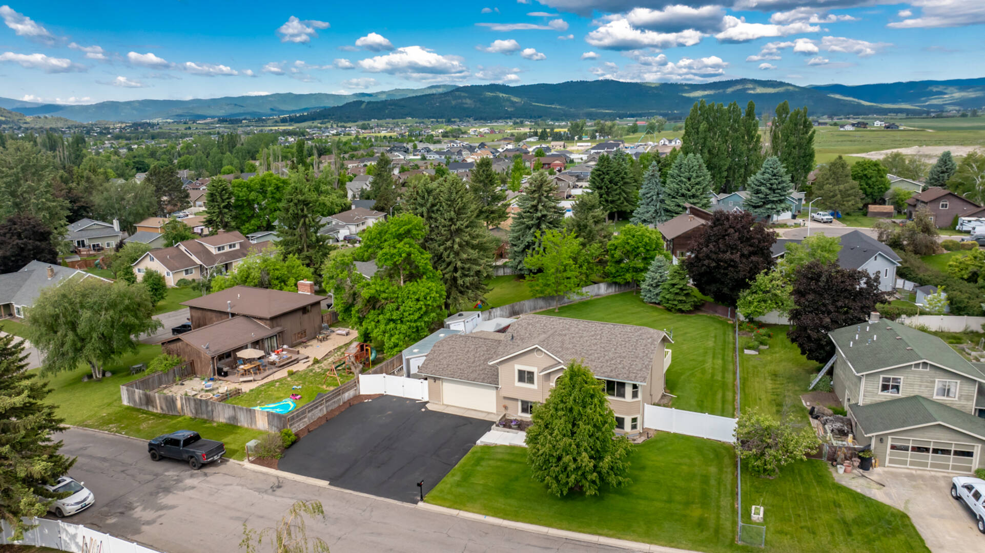 320 Sherry Ln Kalispell, MT 59901