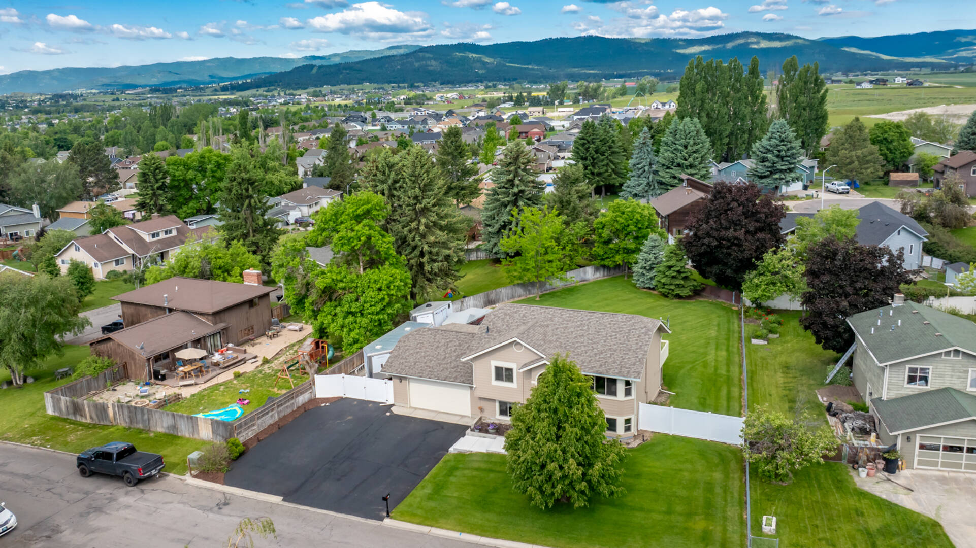 320 Sherry Ln Kalispell, MT 59901