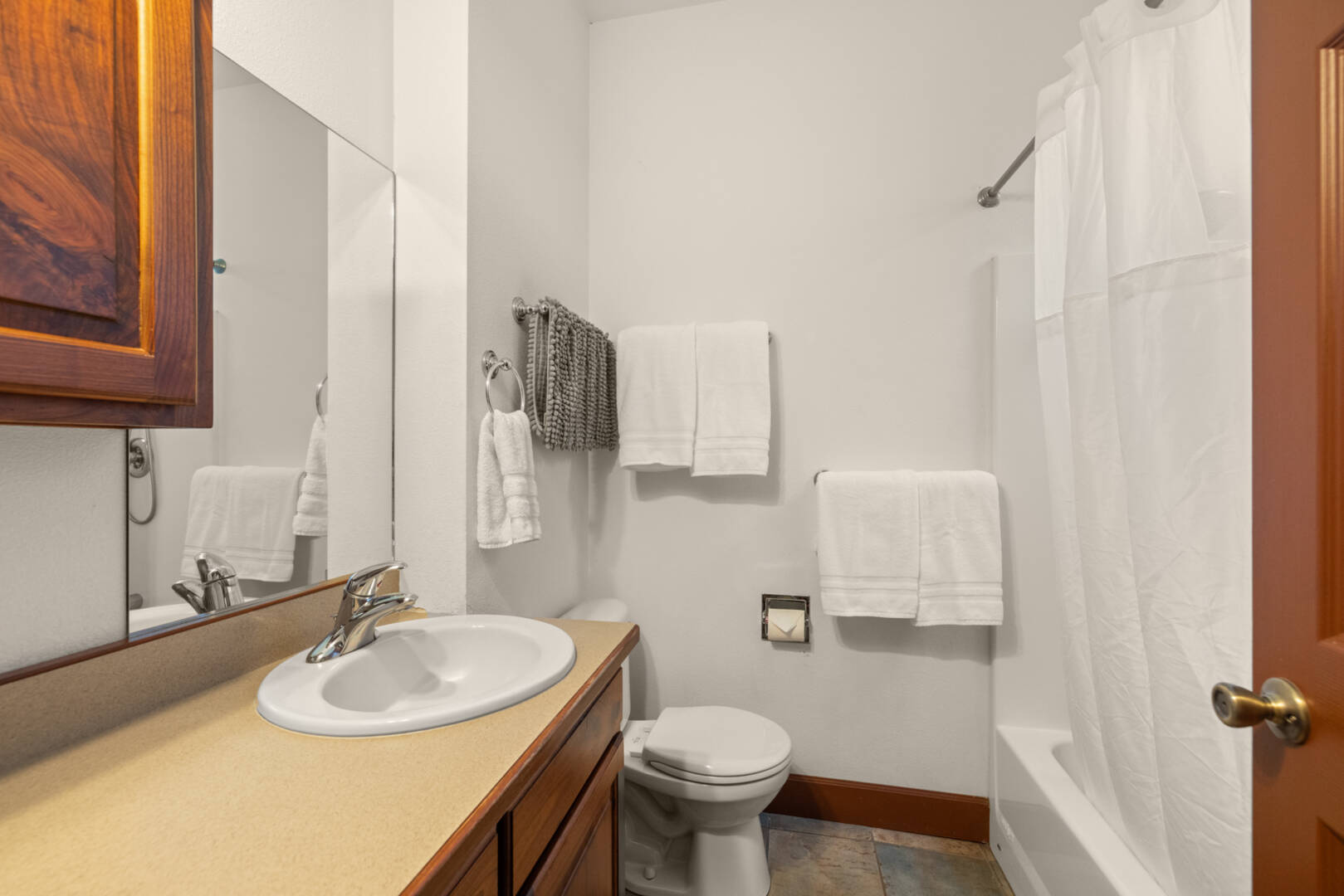 301 Elk Park Rd Columbia Falls, MT 59912