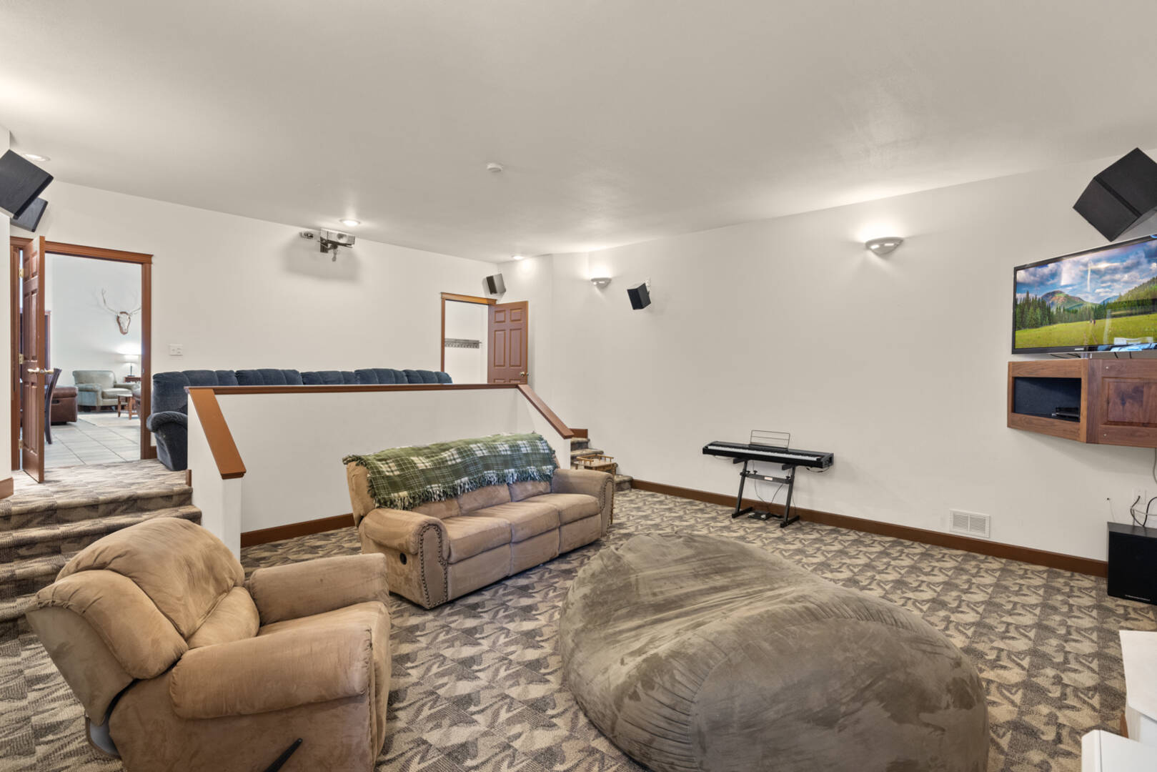 301 Elk Park Rd Columbia Falls, MT 59912