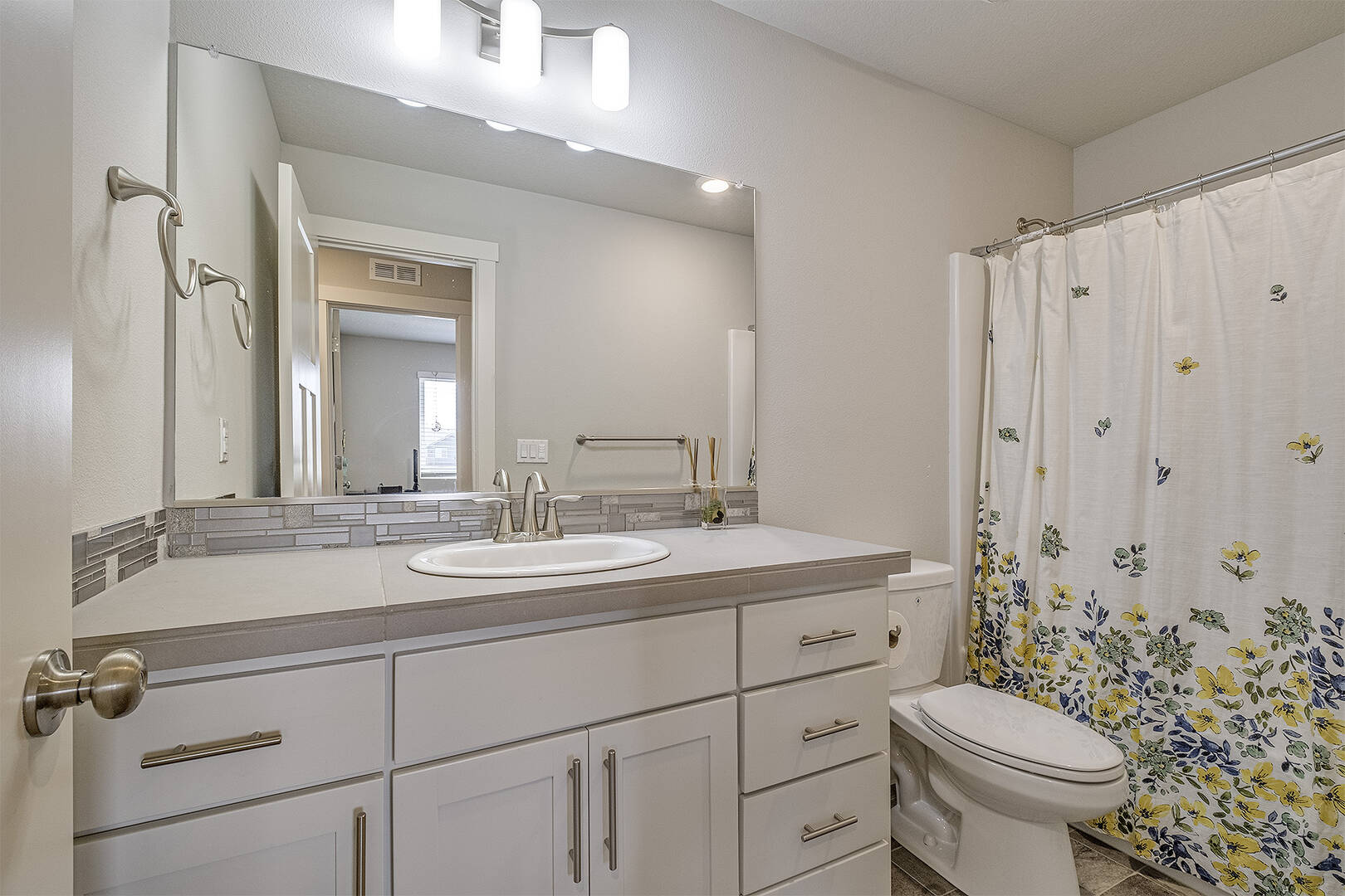 31580 NW Turel Dr North Plains, OR 97133