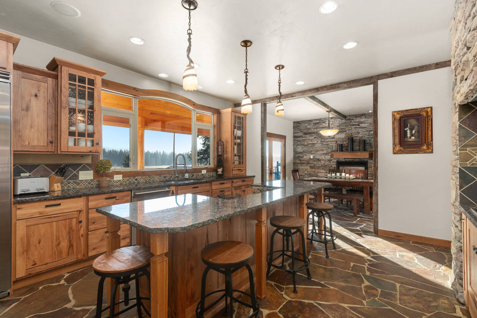 1335 Mooring Rd Columbia Falls, MT 59912