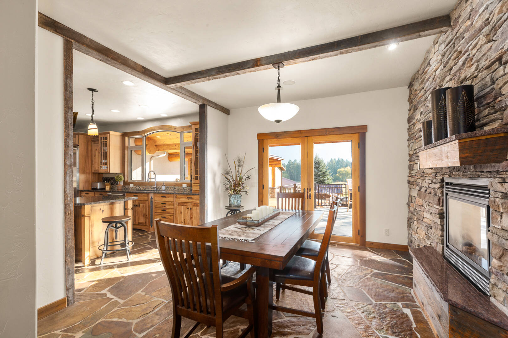 1335 Mooring Rd Columbia Falls, MT 59912