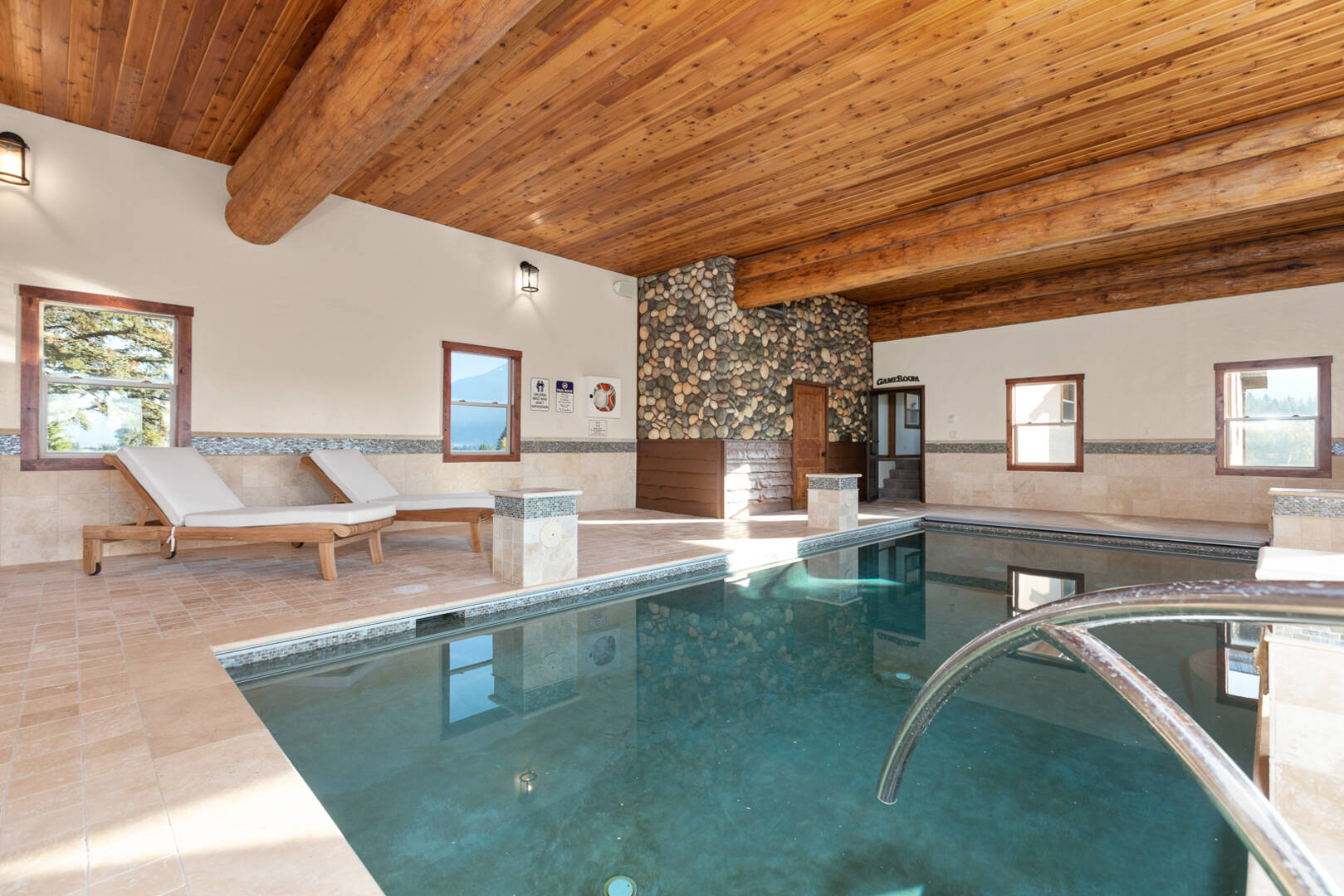 1335 Mooring Rd Columbia Falls, MT 59912